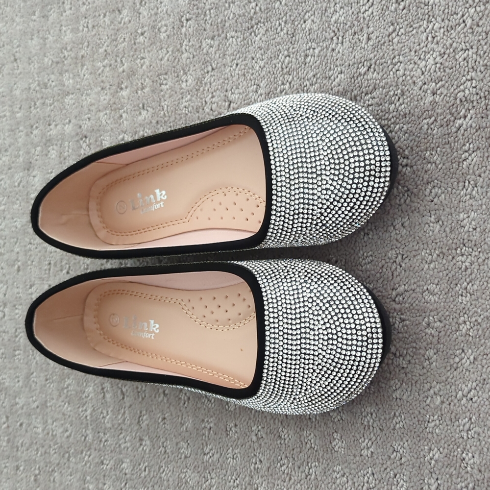 Jeweled ballet flats, size 2 and 3